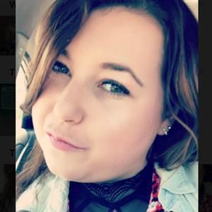 Meet your Posher, Cassie